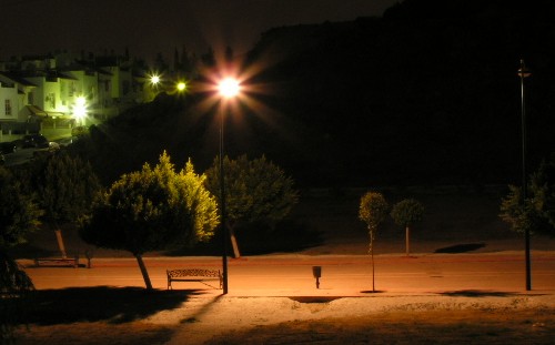calle en la noche.jpg
